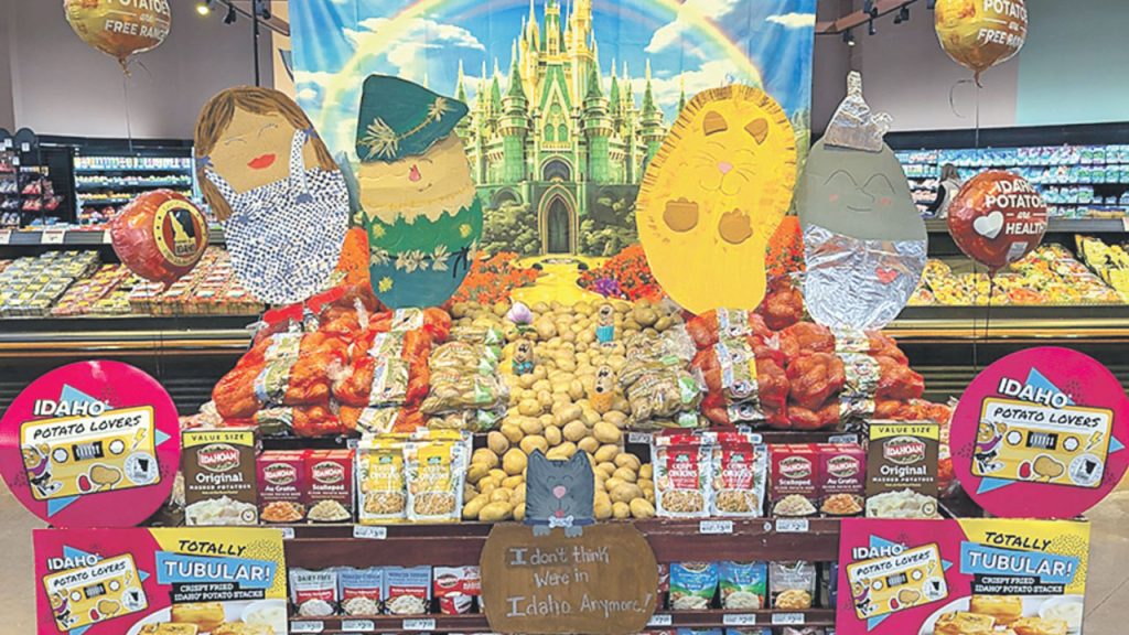 Brian Castleberry, produce manager, Remke Markets, Crescent Springs, KY, was the grand prize winner in the Idaho Potato Commission’s Idaho Potato Lover’s Month Contest. His theme was the Wizard of Oz, and he included bagged potatoes and a yellow brick road made of bulk yellow Idaho potatoes. The display was in the center of the produce department for two weeks.
