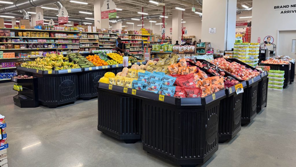 Seasonality, freshness, and flexibility guide the store’s merchandising approach, with displays shifting based on shopping patterns.