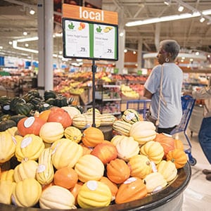 Meijer Produce Pumpkin Display