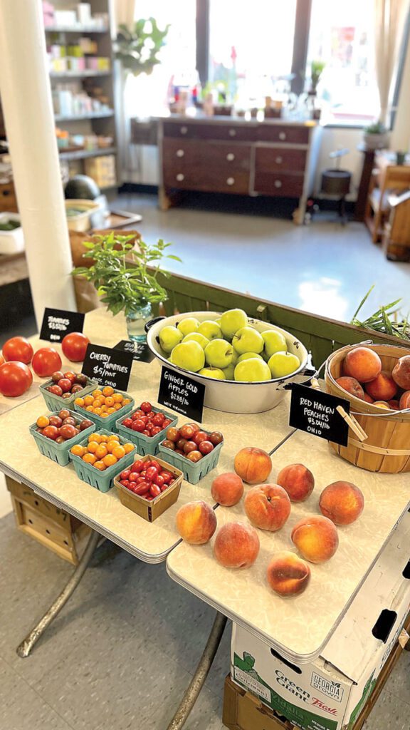 Lierer’s Market customers won’t find any produce in plastic packaging. The retailer uses reusable cartons for things like berries or cherry tomatoes that are refilled from a bulk box.