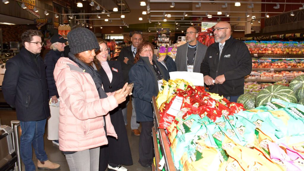 The Shoprite on Springfield Avenue in Newark, NJ, was a retail stop on the New York Produce Show New Jersey industry tour, Dec. 12.