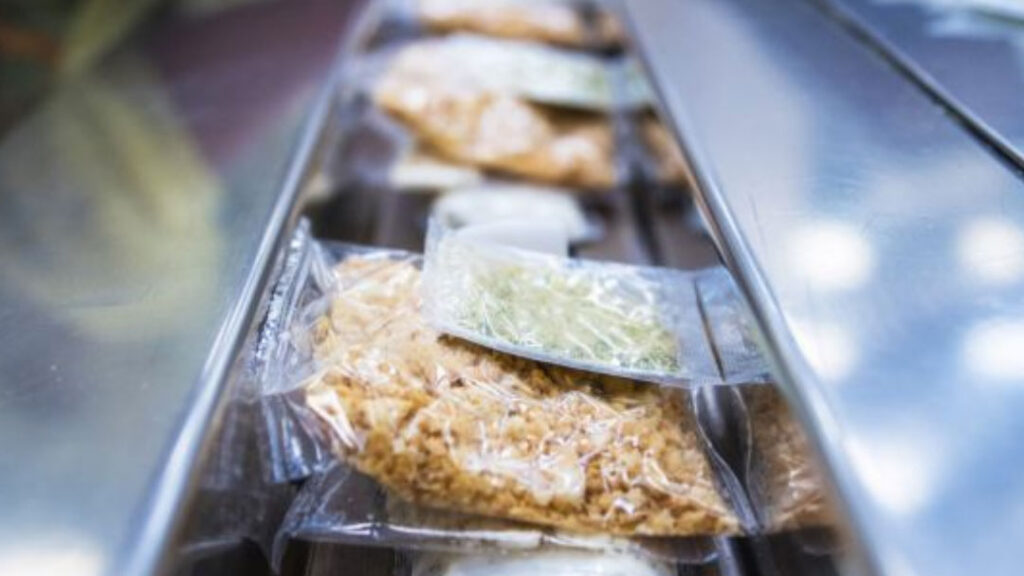 Latitude 36 Foods, Salinas, CA, offers innovative packaging formats — from portion packs to master packs and custom private-label solutions.