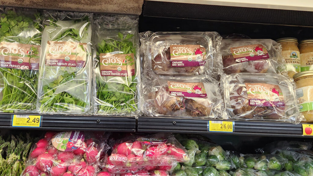 The Midwest’s rich, organic soils help produce flavorful, high-quality fruits and vegetables, giving the region a natural advantage in growing standout produce.