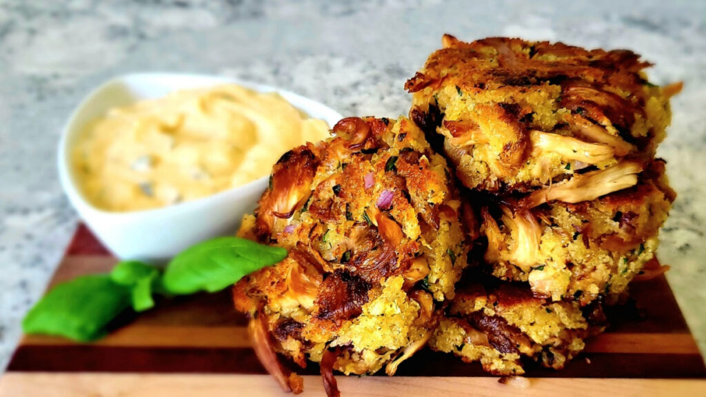 Mushrooms + creativity = menu hits with diners. Based in Kennett Square, PA, grower-distributor Caputo & Guest created a recipe for lion’s mane crab cakes, an elevated, plant-based alternative to seafood.