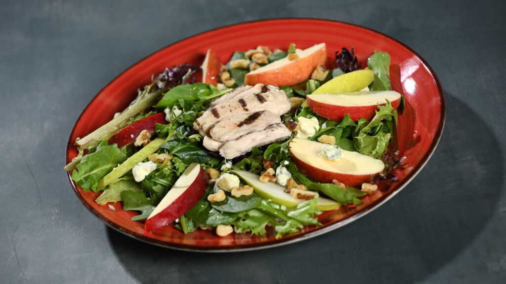 Offering menu ideas triggers apple sales beyond the snacking end use. More shoppers are looking for a premium eating experience, even from the traditional apple.